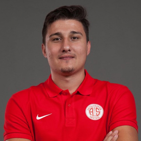 Yagiz  Yurdakul